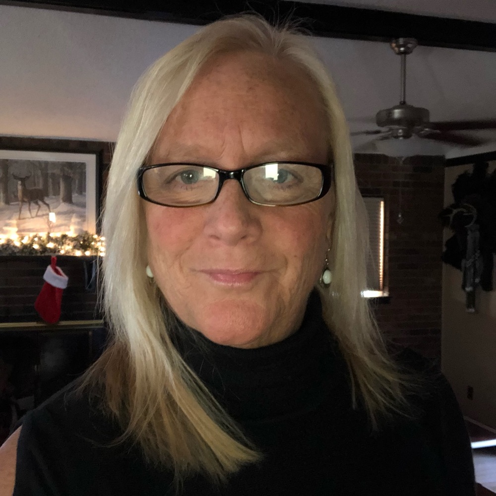 Meet your Posher, Lisa